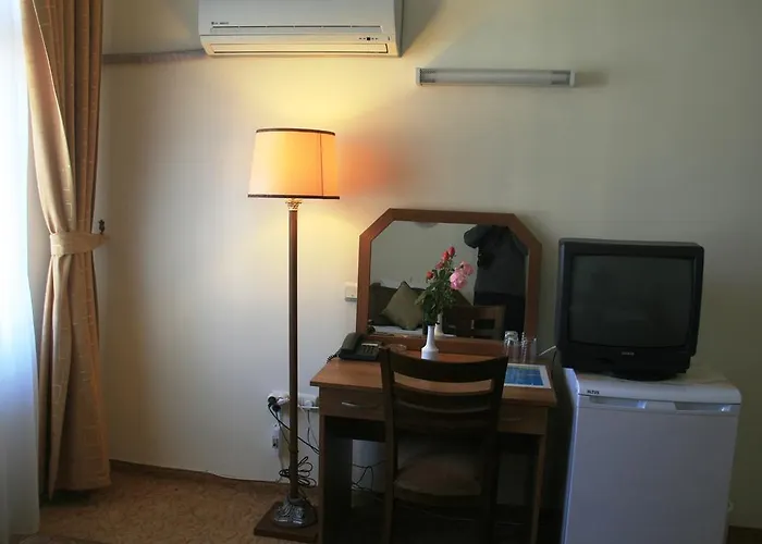 Uygulama Szálloda *