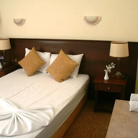 Uygulama Hotel Kemer