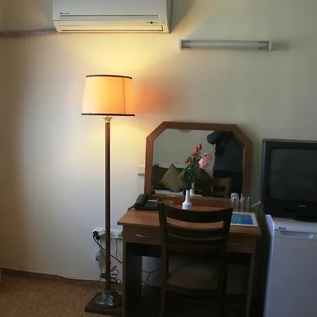 Uygulama Hotell *