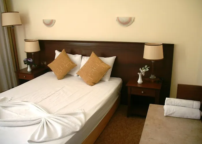 Uygulama Hotel Kemer